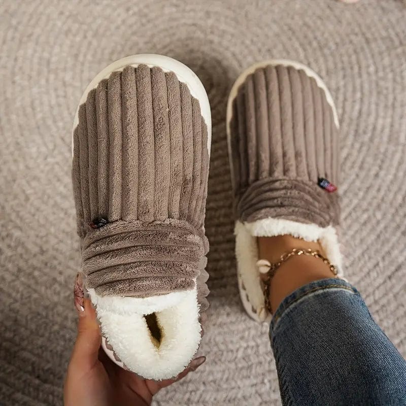 Women’s Plush Slippers | Soft Warm Indoor Shoes